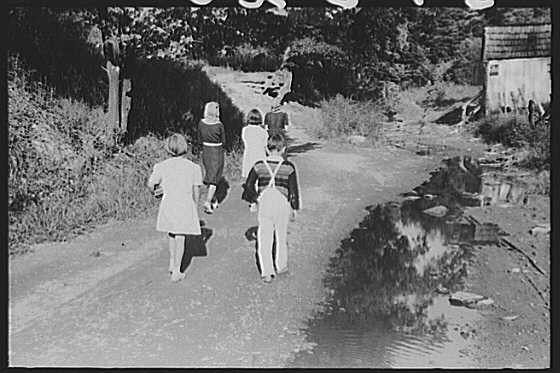 Photo:Jackson Breathitt County Kentucky 1930s Children Walking Road FSA