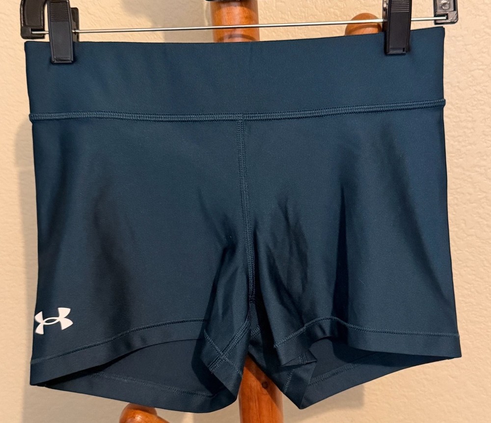 Under Armour Women's Compression Athletic Shorts Size Medium