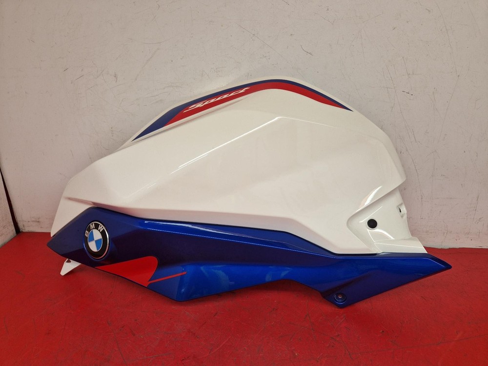 BMW G 310 LEFT SIDE TANK PANEL / FAIRING 2023