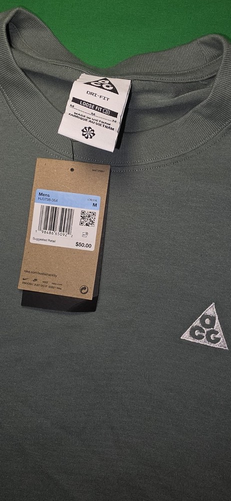 Nike ACG NWT Men's Loose Fit Green T-Shirt Dri-FIT M90 Sz Medium HJ0798-364