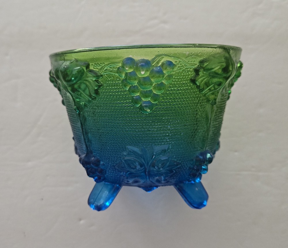 Vtg. Green Blue Indiana Carnival Glass Grape Vine Footed Candy Nut Dish Bowl