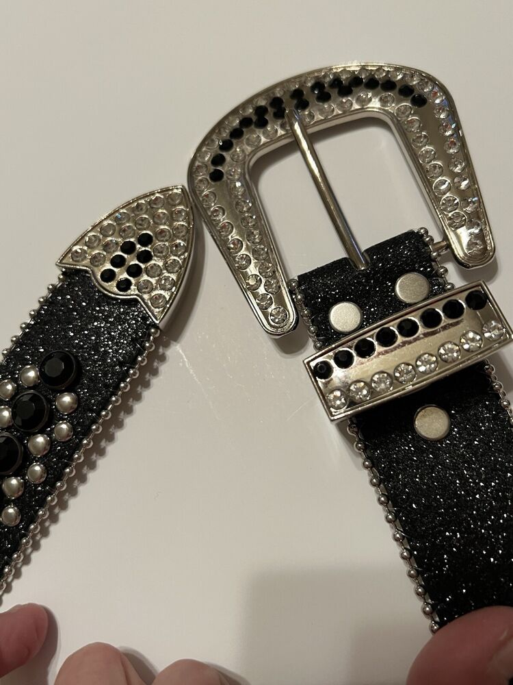 New Skull Pirate Women's Western Crystal Rhinestone Studded Leather Belt
