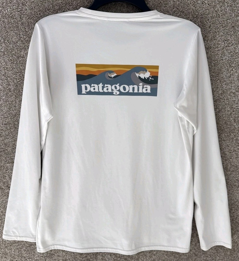 Patagonia Womens Medium Long-Sleeved Capilene Cool Daily T-Shirt Waters 45175