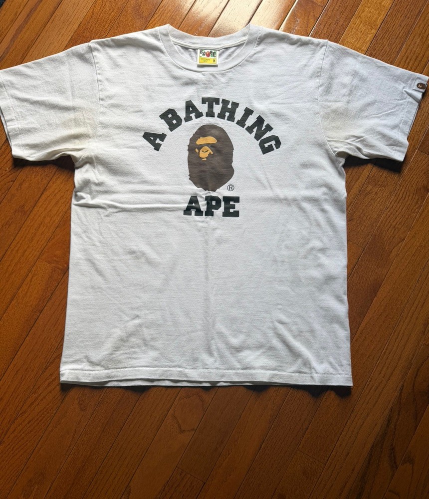 A Bathing Ape BAPE Ape Head Graphic Logo Men's T-Shirt White Cotton Crew M