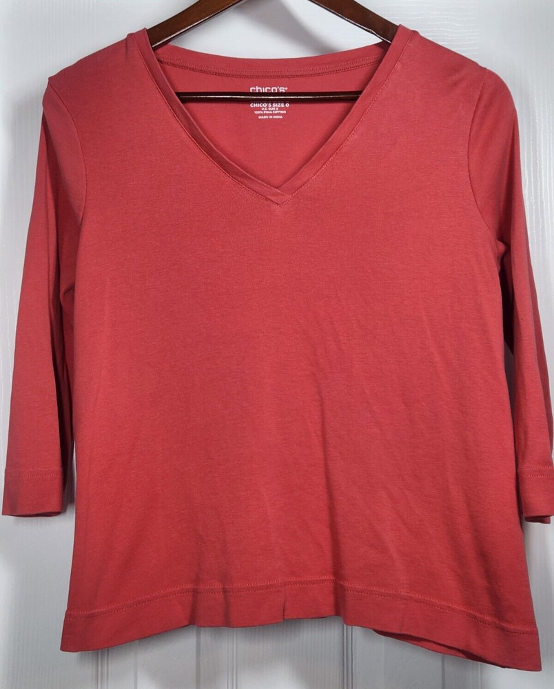 Chico's The Ultimate Tee Size 0 Small Red Short Sleeve V-Neck Shirt Pima Cotton