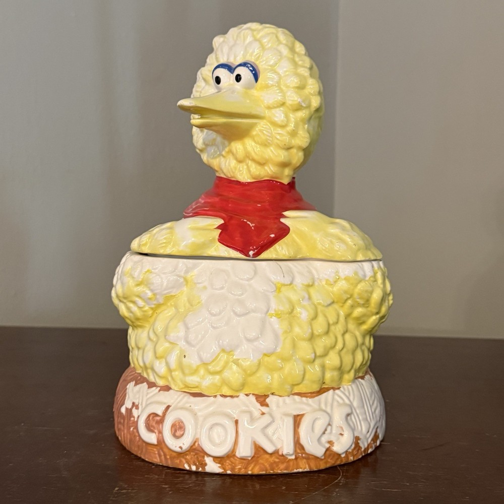 Vintage 1970 Big Bird Cookie Jar.  Muppets Inc. Sesame Street. Yellow Red