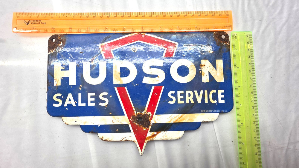 HUDSON Vintage Gasoline Pump Sign Motor Oil Gas Pump Porcelain Sign 10