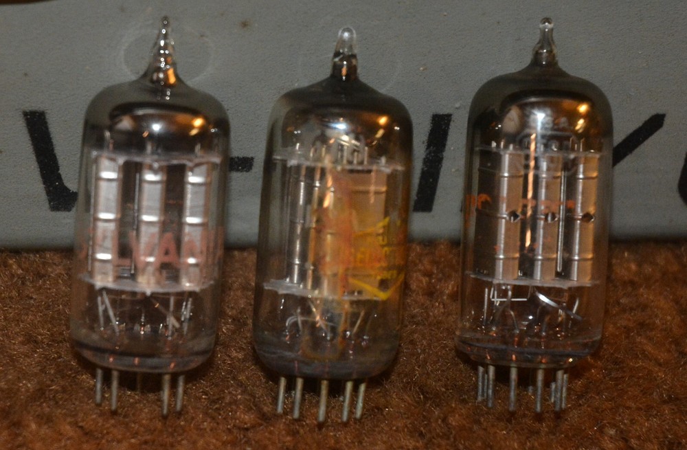 6T8A Vacuum Tubes Lot of 4 Tested Good on TV-7D/U Tester