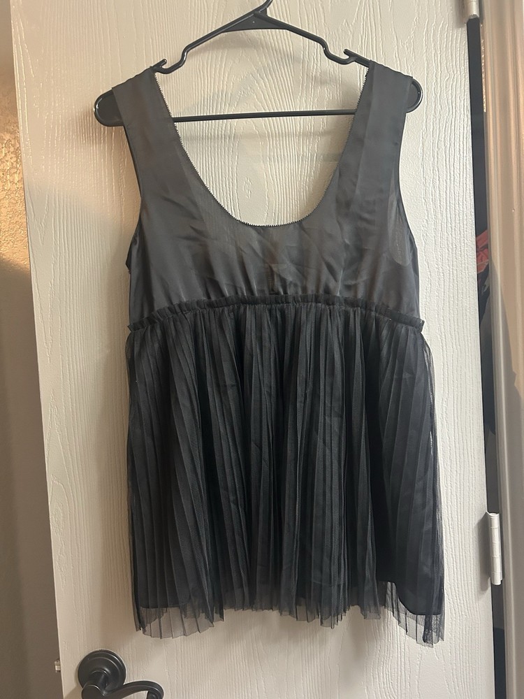 Vera Wang Black Pleated Tulle Tank Top Women’s Size Large