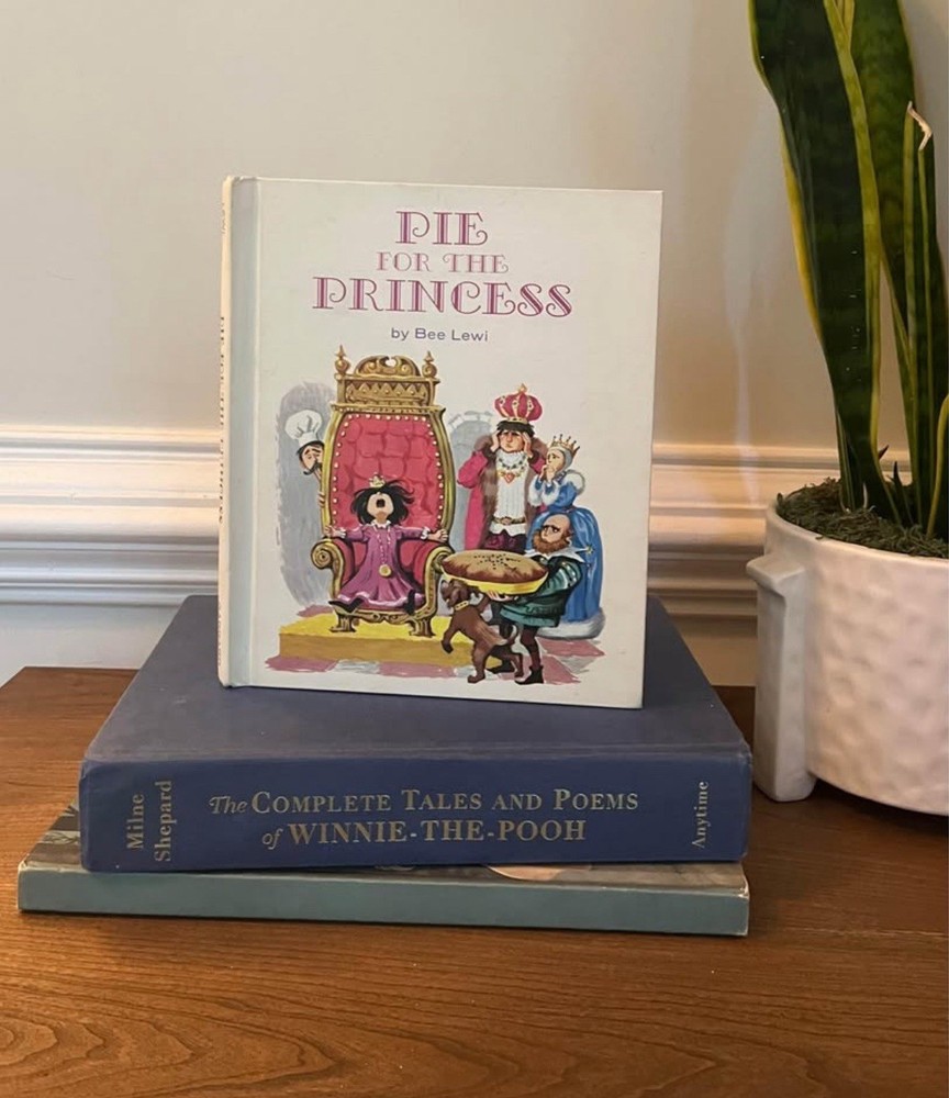 RARE EUC Vintage “Pie for the Princess” Children’s Book c. 1968