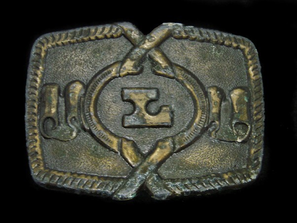 TC09104 VINTAGE 1970s INITIAL **L** WESTERN & COWBOY DESIGN BELT BUCKLE