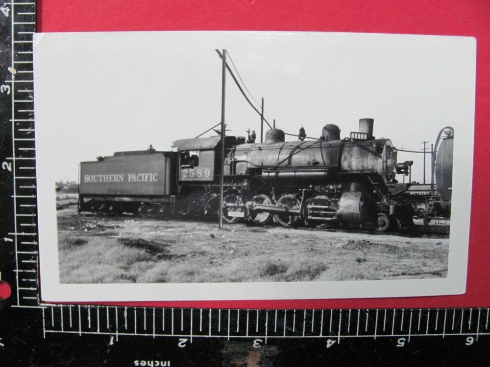 Southern Pacific Railroad 2-8-0 Locomotive #2589 B&W Photo 1940'S Ca Or Az Nm ??