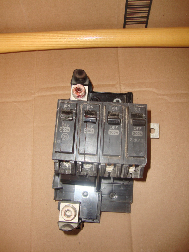 GE THQMV200WL 200 Amp 120/240 Volt 2-Pole Plug-In Mount Main Circuit Breakers