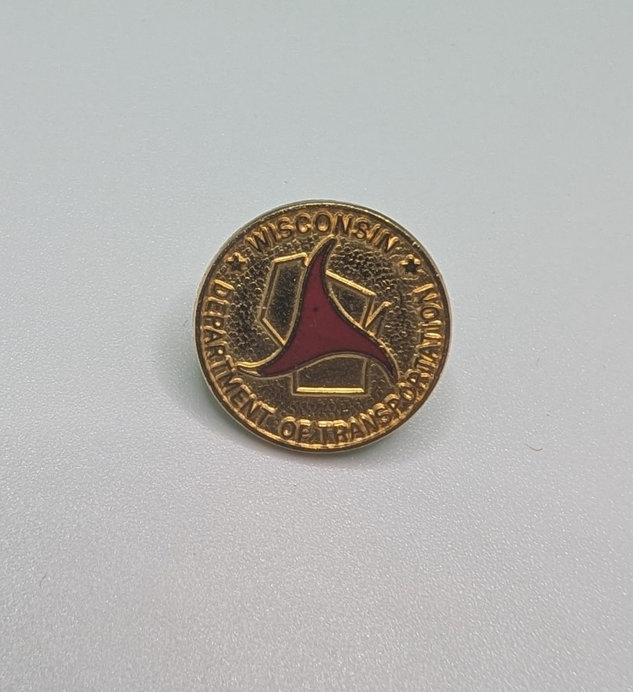 Wisconsin Department of Transportation DOT State Agency Logo Gold Lapel Pin