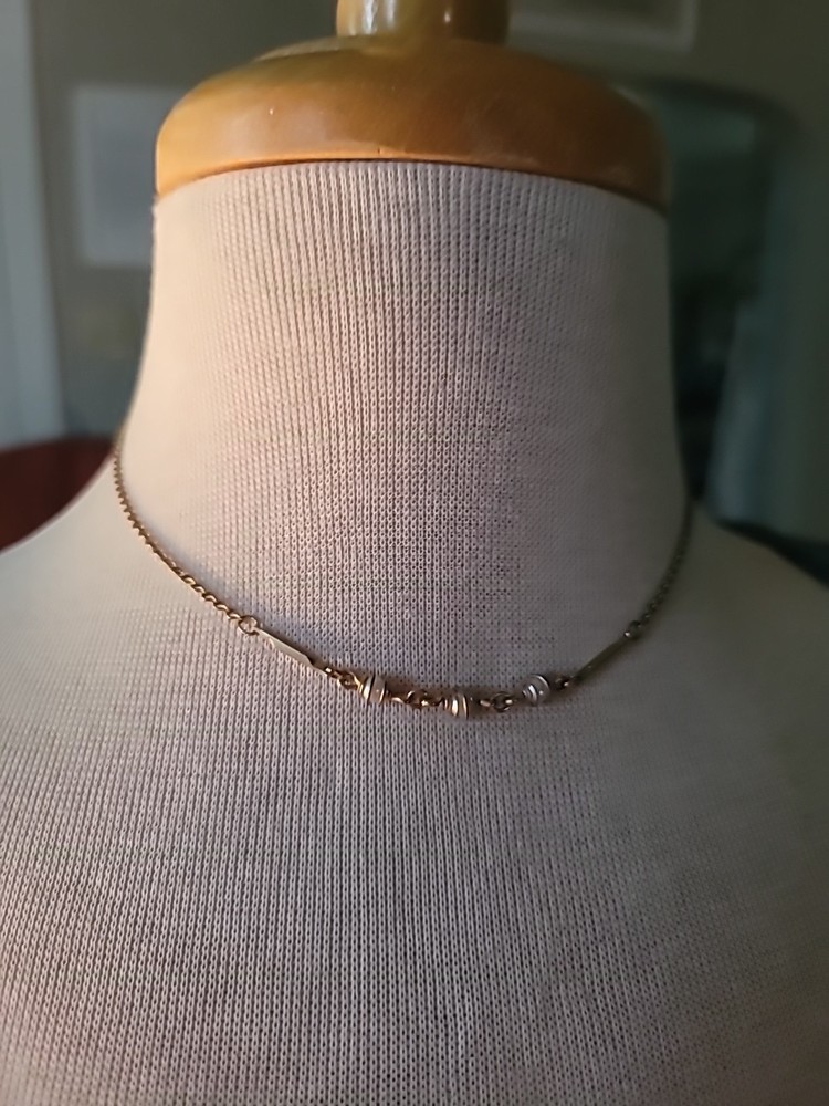 Vintage Gold & Pearl Avon Chocker Necklace- 8