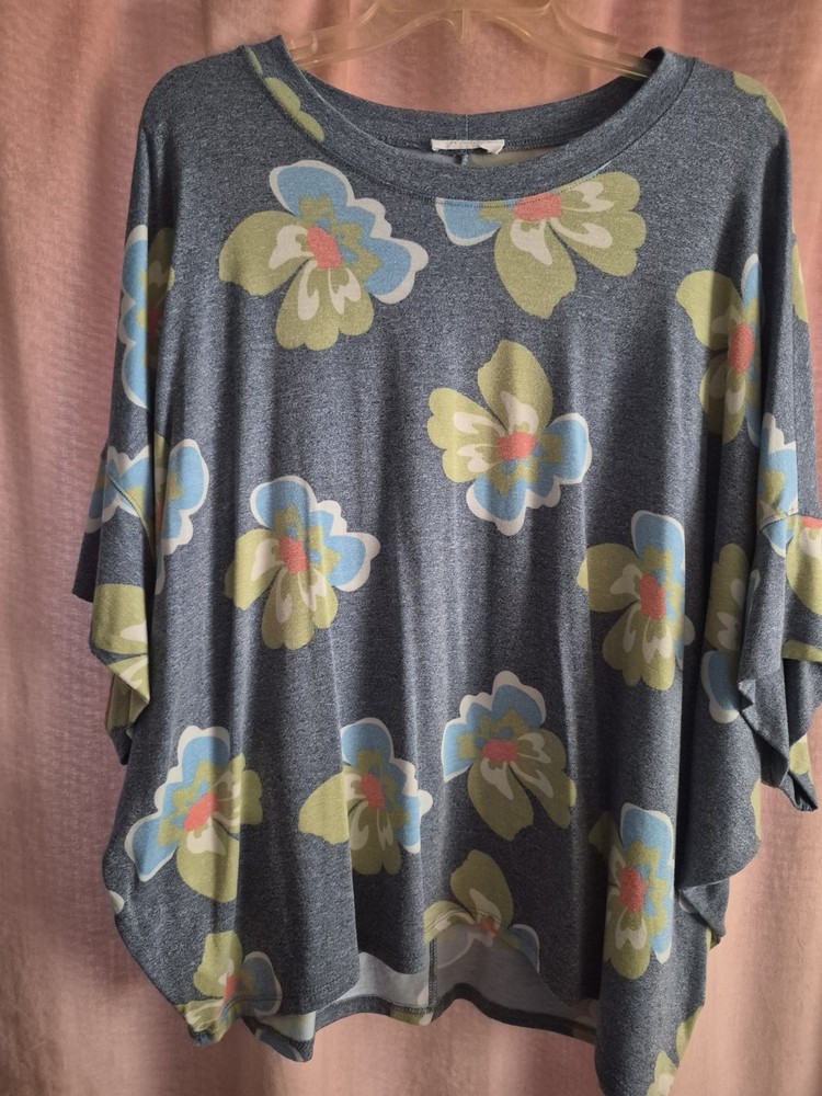 Women's Short Sleeve