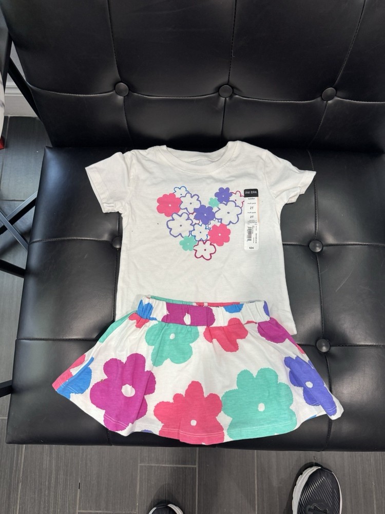 OshKosh Toddler Girls Floral Top & Skirt Set Size 2T Colorful Outfit