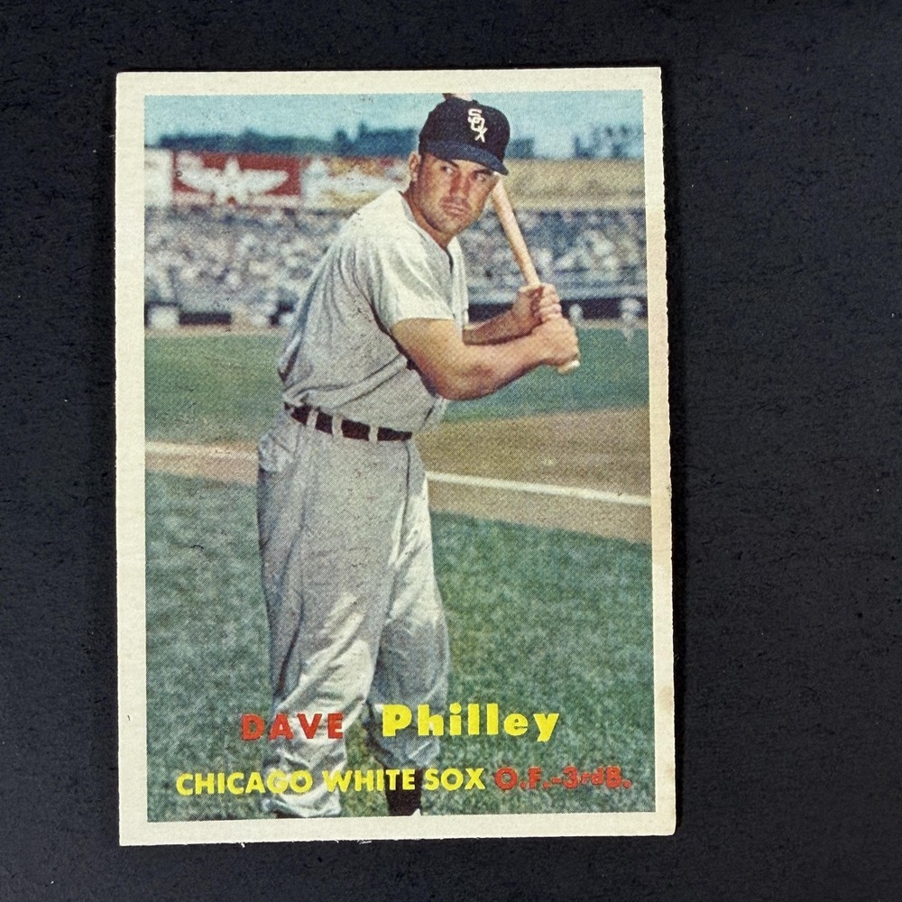 1957 Topps #124 Dave Philley Chicago White Sox EX-MT