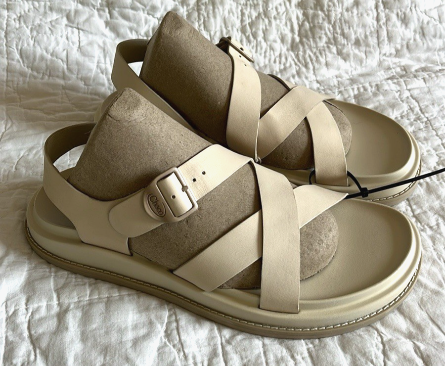 NEW No Box or Tag CHACO Townes Sandal Leather Strap Women 10 in Angora Khaki