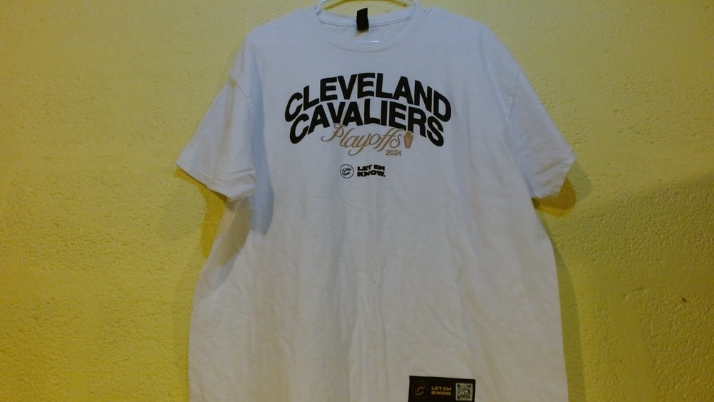 Cleveland Cavaliers Playoffs 2024 Men's T-Shirt Size XL Color White