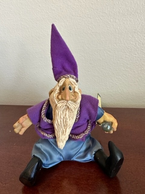 RUSS berrie Medieval Court Abracadabra wizard figurine with tag 2608 Rare HTF-image