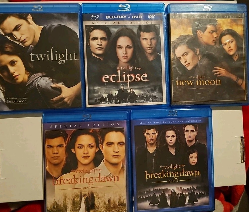 The Twilight Saga 5-Movie Blu-Ray Collection in Like New Condition