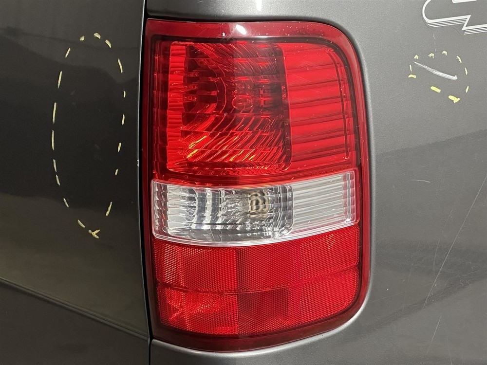 04-08 Ford F150 Pickup Passenger Side Styleside Tail Light 2710711