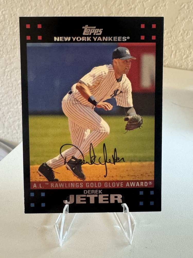 2007 Topps - Gold Glove Derek Jeter #301