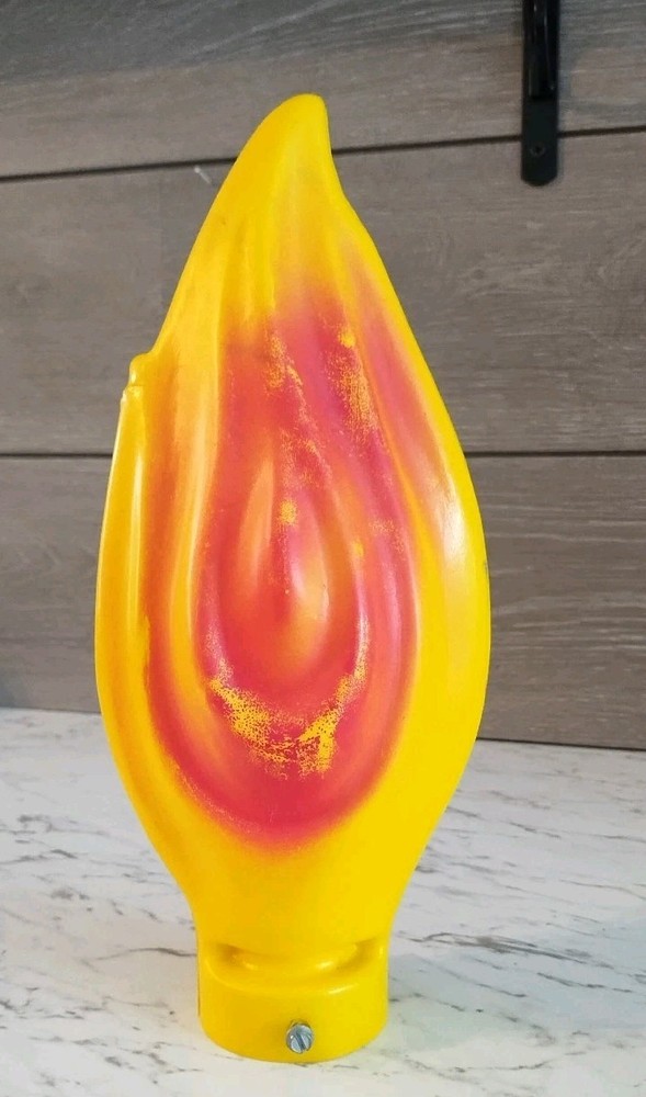 Vintage Empire Blow Mold Flame Top Yellow Plastic Candle Christmas Noel Candle