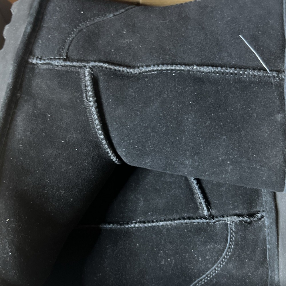 Open Box BEARPAW Women's Elle Short Black Boot Size 11