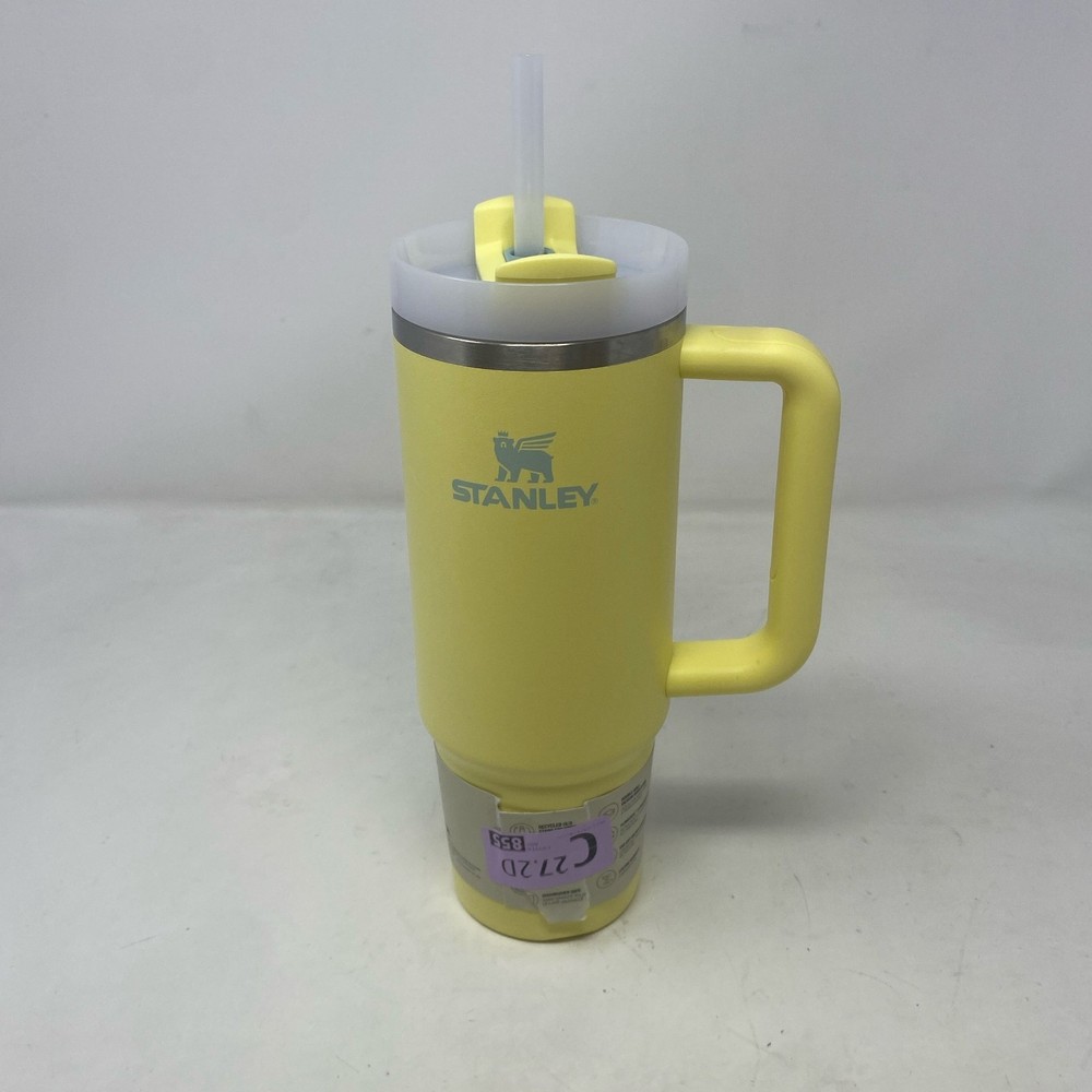 STANLEY Quencher H2.0 30oz Tumbler Pomelo w/ Handle & Straw