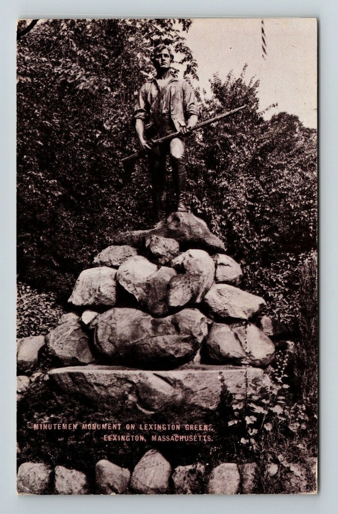 Lexington MA-Massachusetts, Minutemen Monument, Lexington Green Vintage Postcard