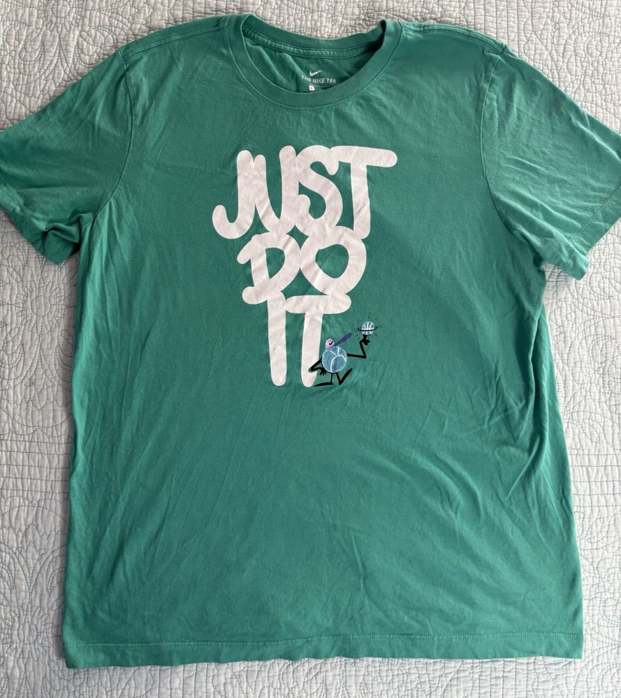 Nike - The Nike Tee Size Large Just Do It Green