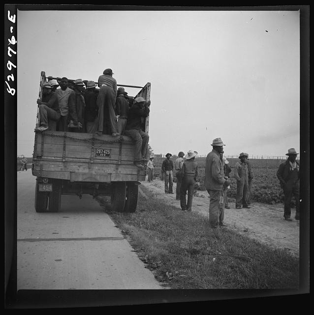 Photo:Farm Laborers Truck Florida 1930s Workers Field Migration