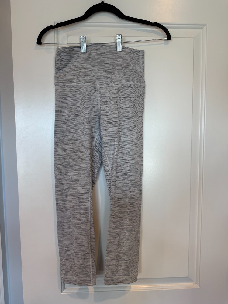 Lululemon Align Style Leggings Size 4 Gray White Heathered Stripe Crop High Rise