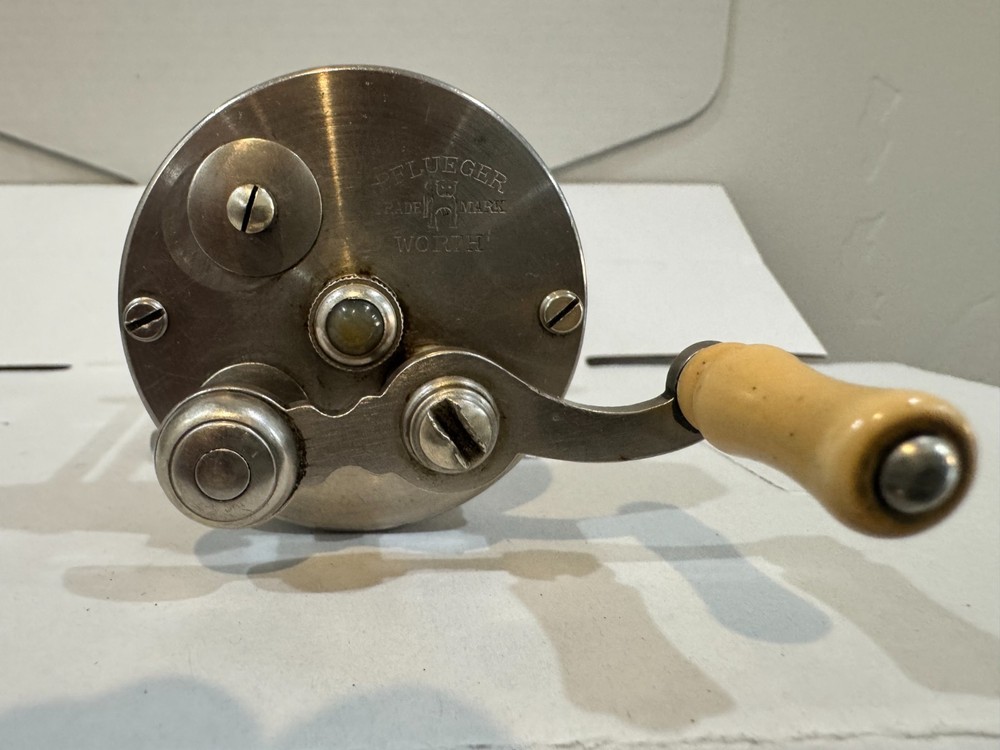 Pflueger Worth Vintage Freshwater Fishing Reel