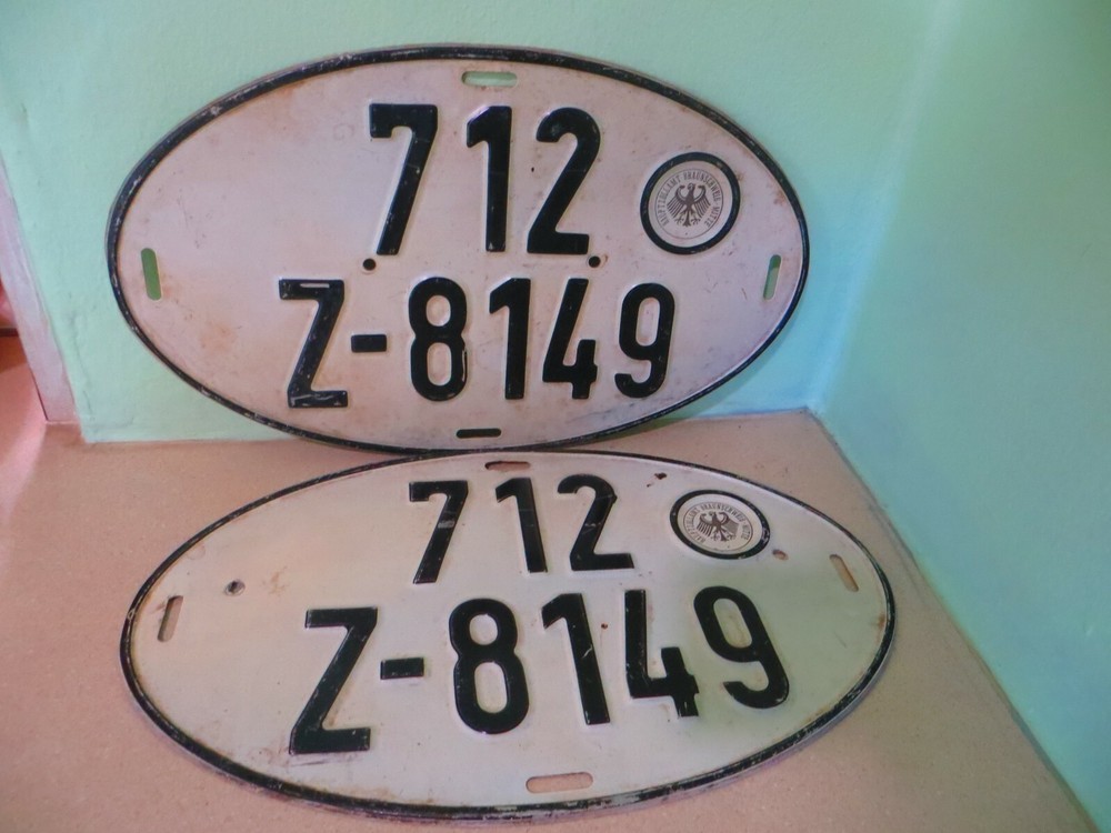 MATCHING SET GERMAN LICENSE PLATES 712 ,Z-8149 HAUPTZOLLAMT BRAUNSCHWEIG MITTE