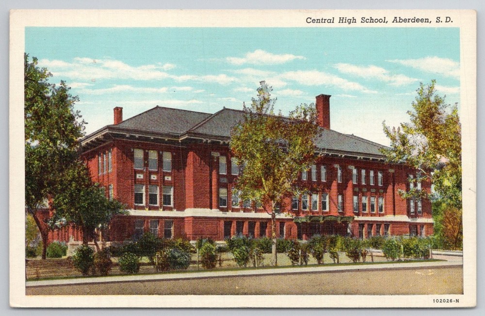 Aberdeen SD Central High School Curteich Linen Postcard South Dakota