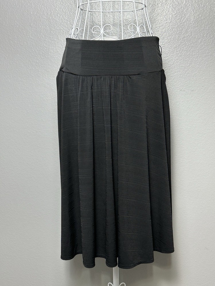 East 5th Black Skirt Size Small Stretch Knee Length Wide Waist Band Comfortable