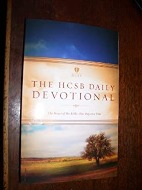 The HCSB Daily Devotional; The Heart of the Bible One Day at a Ti