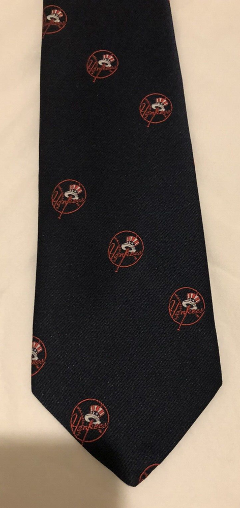 New York Yankees Vintage Necktie (G.S. Harvale & Co.) STILL IN ORIGINAL BOX NOS