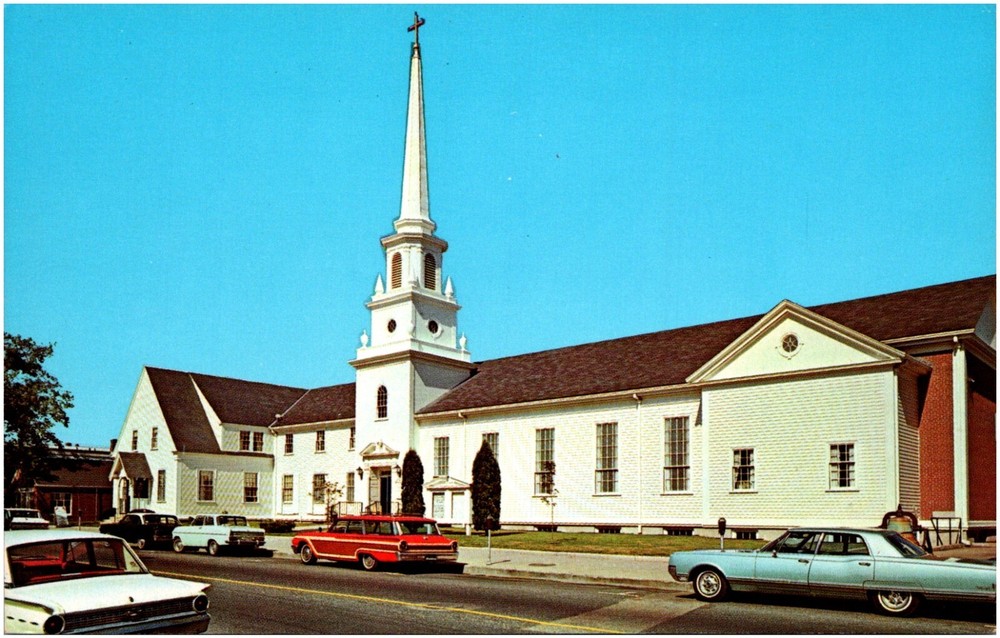 The Federated Church Main Street Hyannis Massachusetts MA 1950s Chrome Postcard