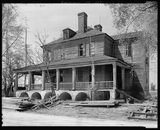 Photo:Georgetown South Carolina 1936 House Public Building Porch Chimney