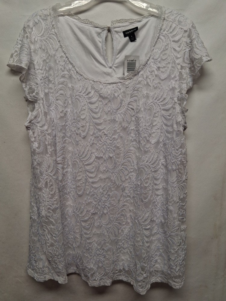 TORRID Size 1 White Lacy Top Cap Sleeve NWT Lot#1