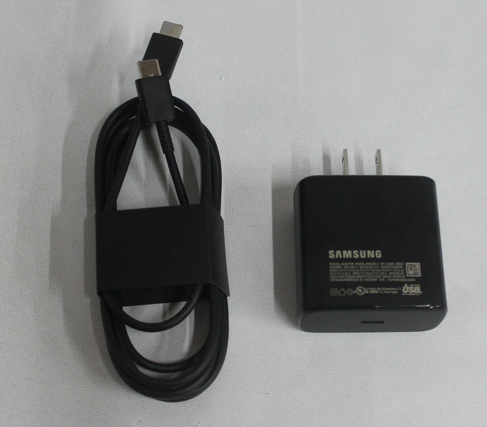 EP-TA845 SAMSUNG AC ADAPTER 45W USB-C TO USB-C W/CABLE CHROMEBOOK 