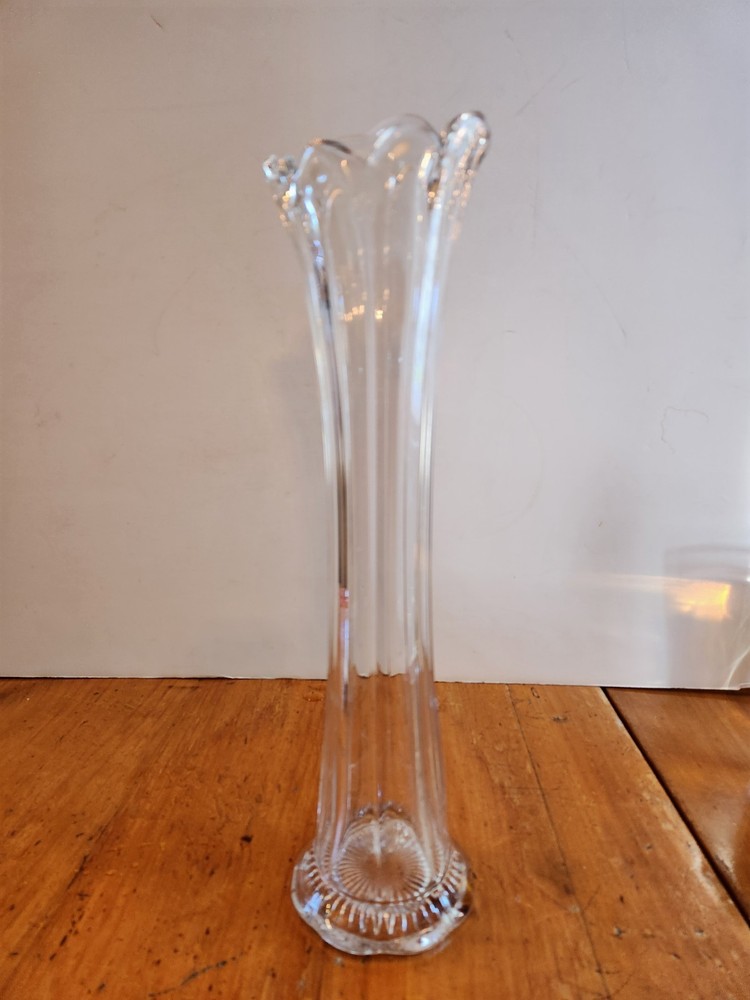 Vintage Mid Century Modern Stretch Swung Art Glass Vase  Clear 15