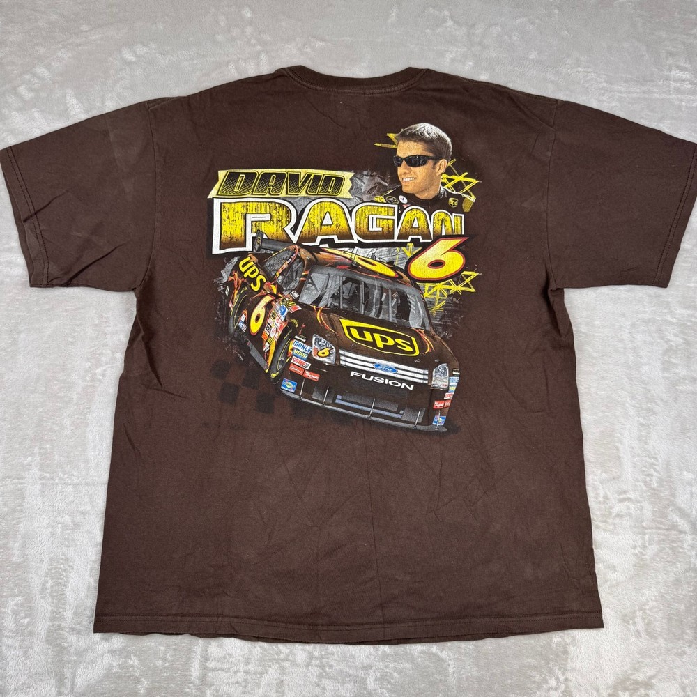 Vintage Chase Authentic NASCAR David Ragan T Shirt Size XL #6 UPS Brown Roush