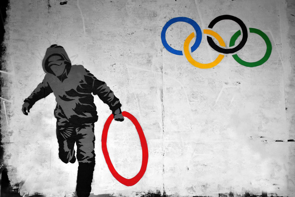 BANKSY STREET ART *FRAMED* CANVAS PRINT Olympic rings 18x12