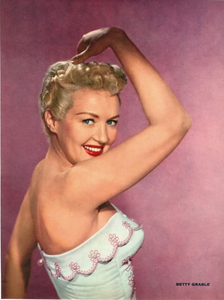 RETRO PINUP GIRL *FRAMED* CANVAS ART - Betty Grable 24x16