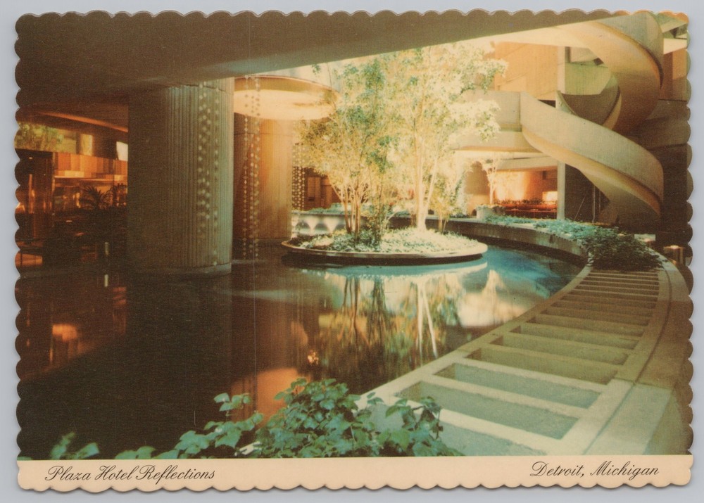 Detroit MI~Renaissance Center~Interior Plaza Hotel Reflections~Continental PC
